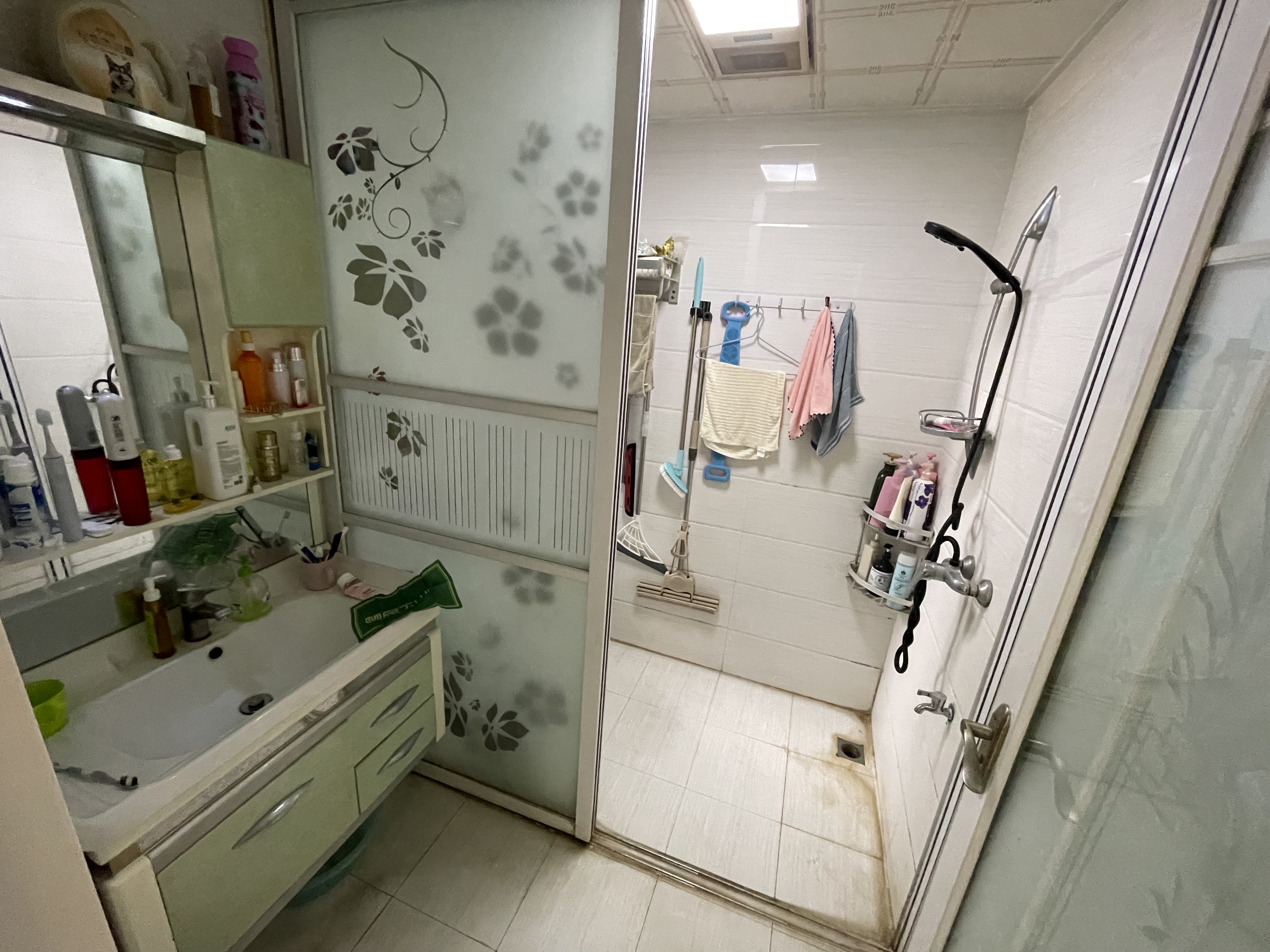 绿地香格里拉电梯小高层三房带装修环境好空气好