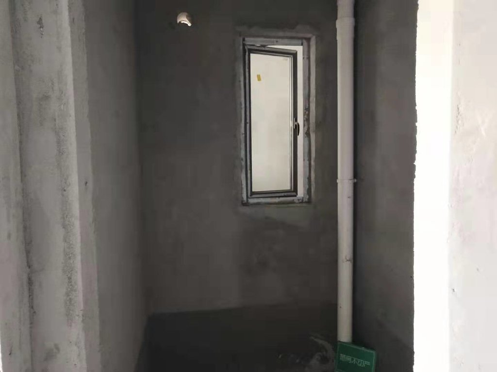 御台公馆毛坯两房采购好视野开阔证满2年