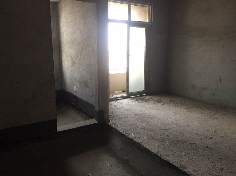 元泰未来城 A区3室2厅1卫 110平 新证