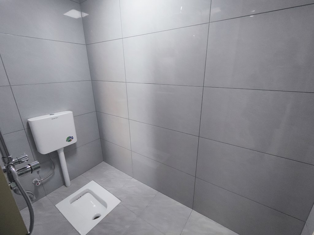 锦绣江山.全新精装三房.南北通透.看房方便