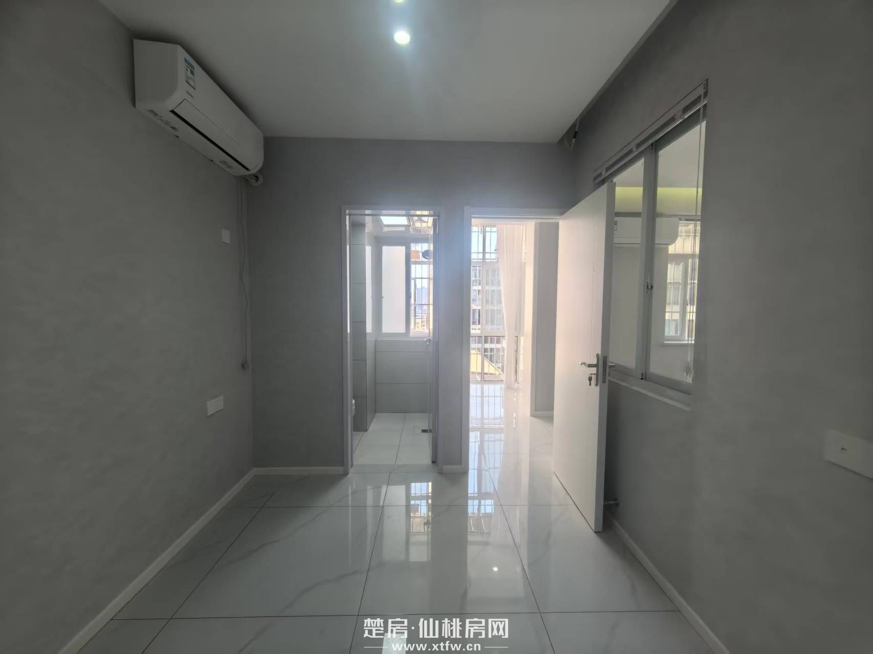 电梯80平全新精装24.8万