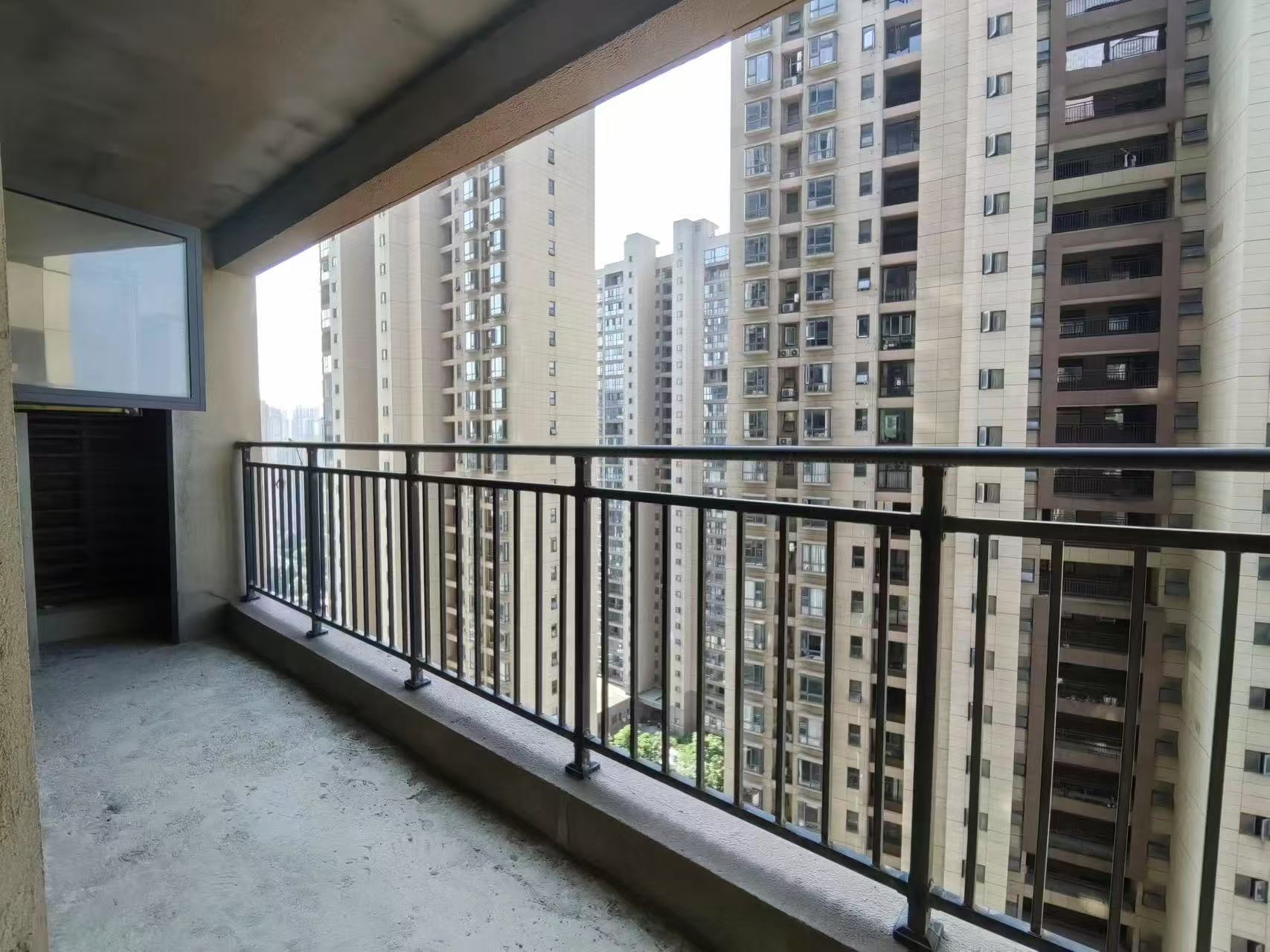 捡漏，城南，元泰未来城C区，单价3700毛坯，好楼层，诚心出售