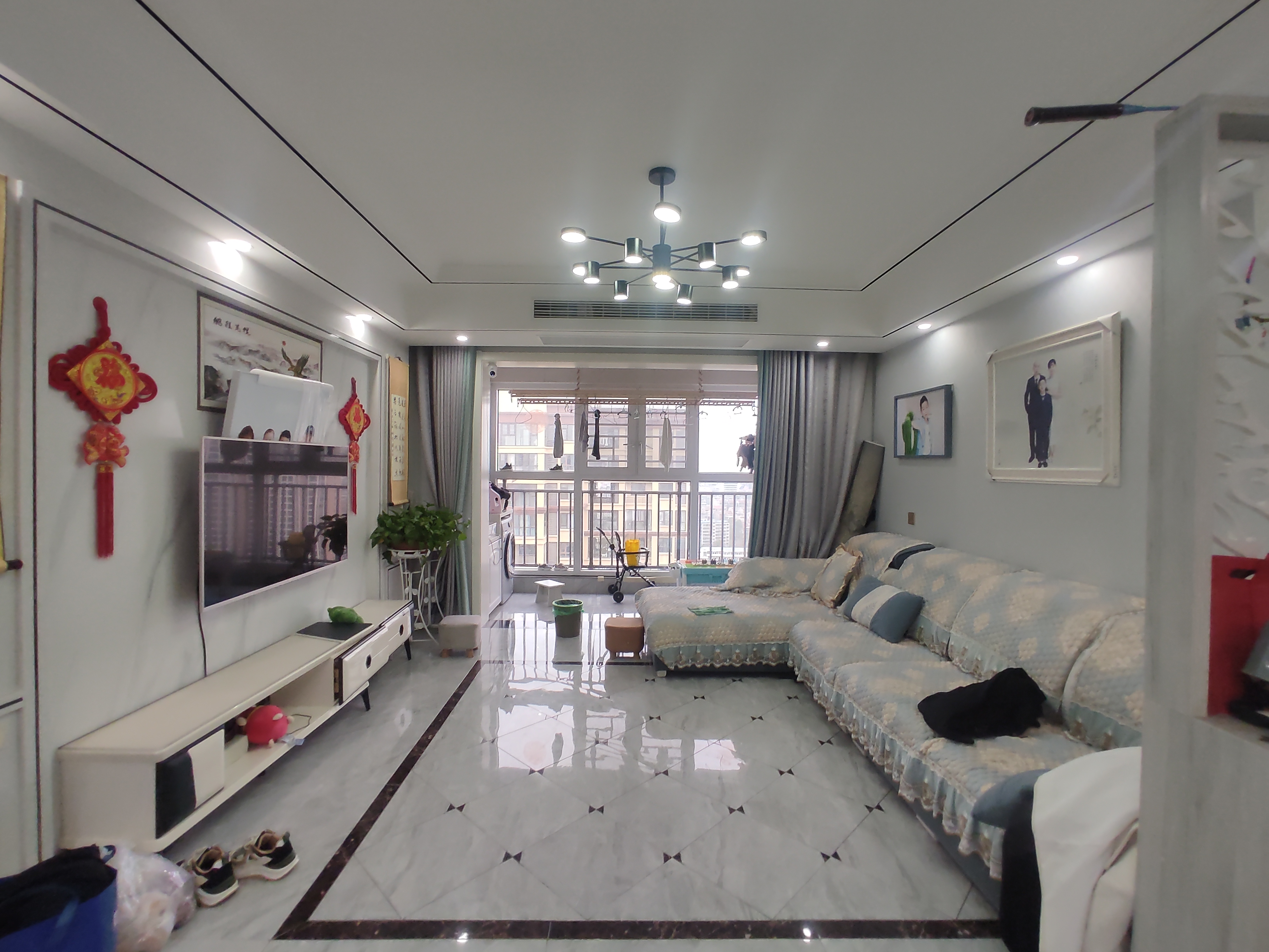 领秀城精装大三房带车位一起卖小区环境好看房方便