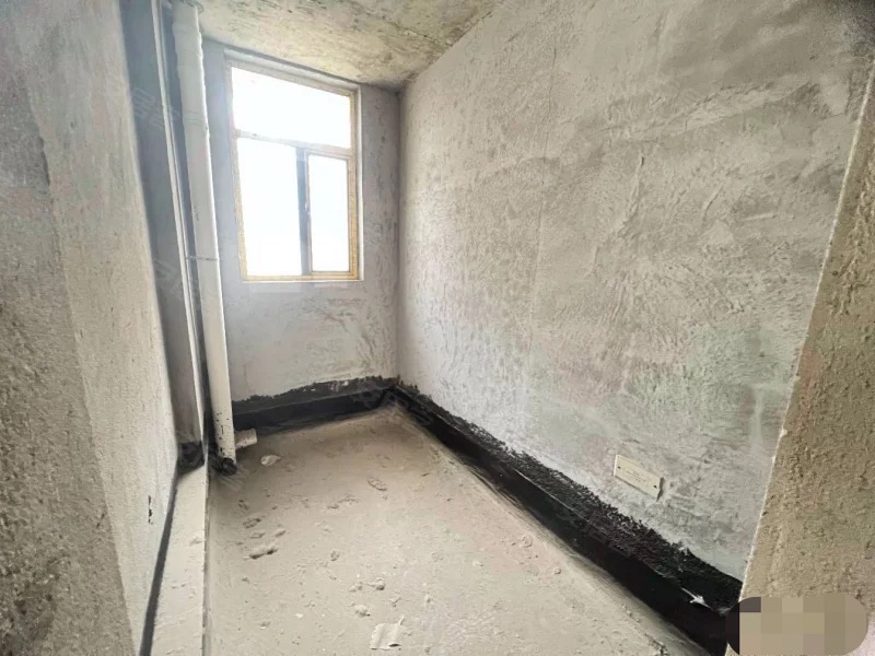 新城壹号新街，毛坯大三房，边户，好楼层，南北通透，双阳台，采光好，满五