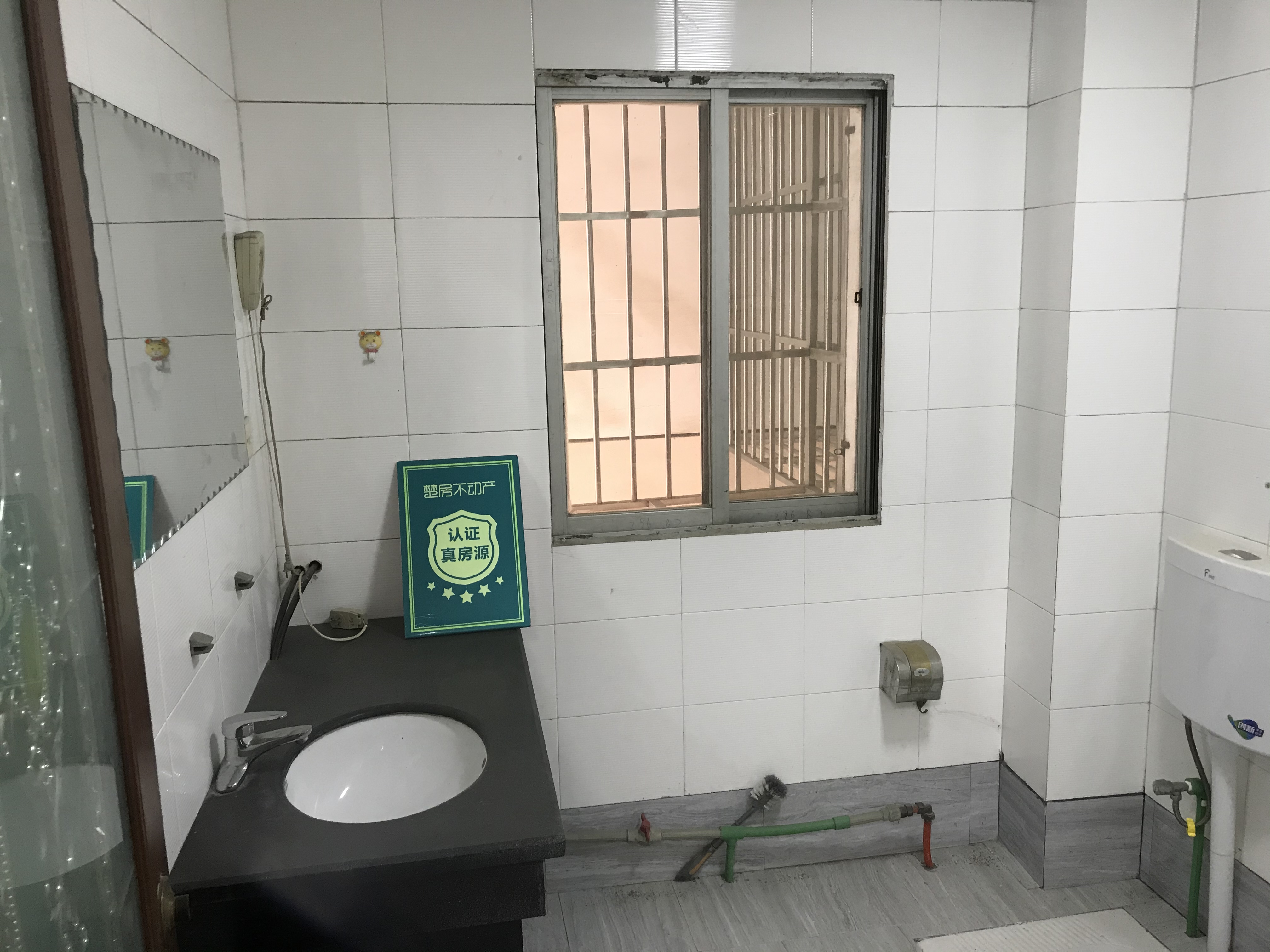 骏马雅苑旁园林局宿舍一线江景房毛坯价格买到装修房SHOU付12万即可拥有