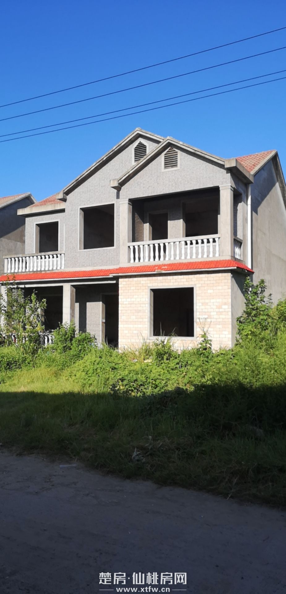 挖沟村 立别墅私房