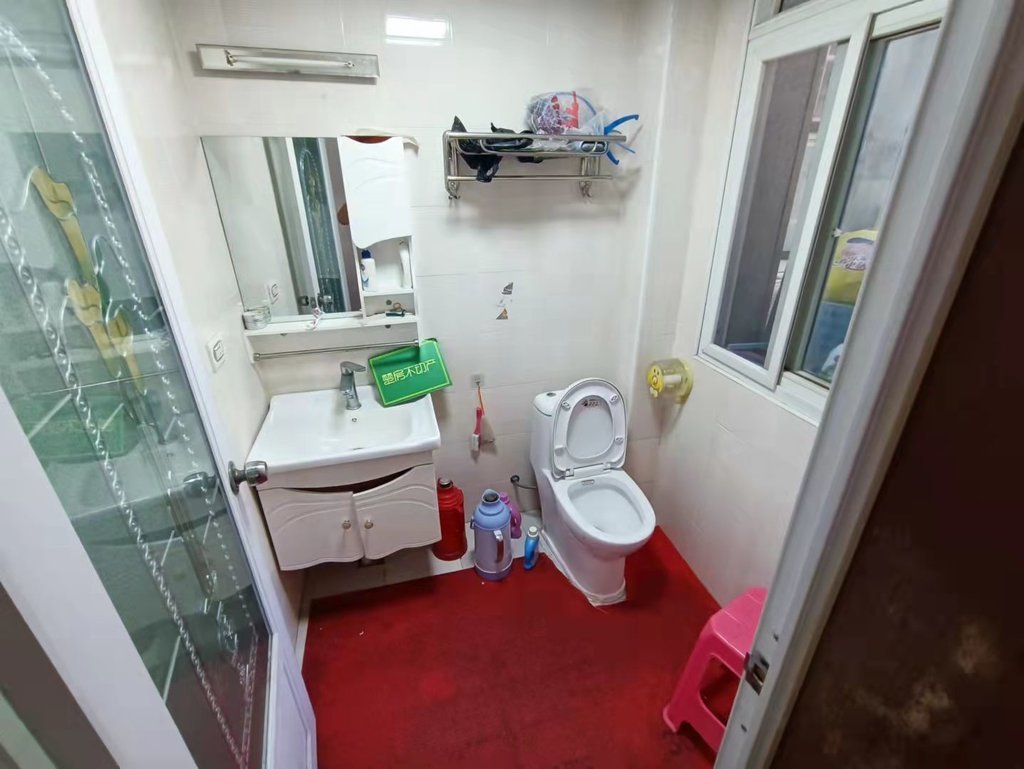 仙桃中学富迪三友旁荆洪花园中间好楼层140平大三房无公摊