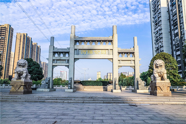 内外兼修，双公园环伺|蓝天花园尽享城市绿“肺”之芯