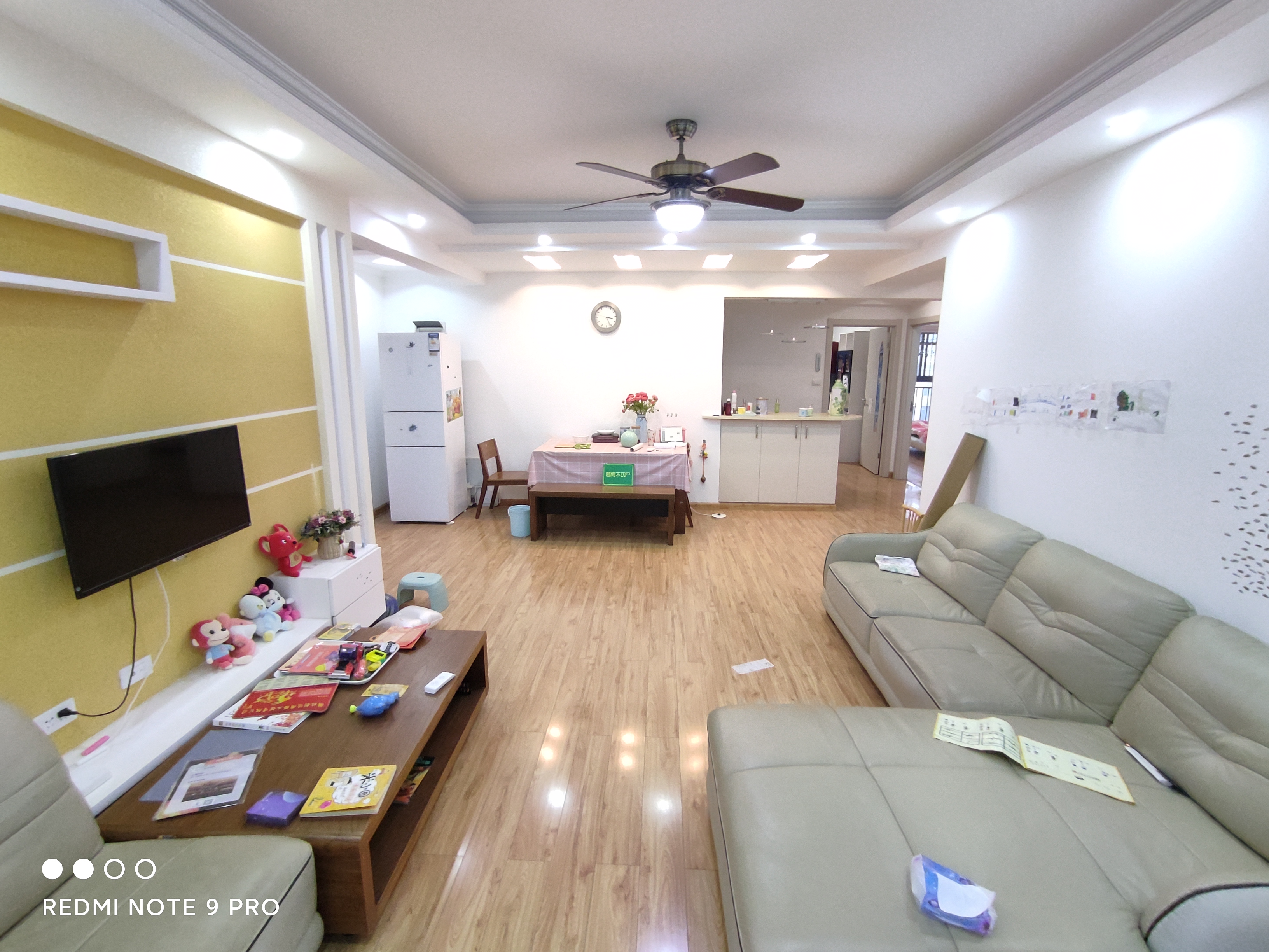 城市丽景精装大三房 南北通透双台 采光通风瞎好好业主诚心卖 证件满两年