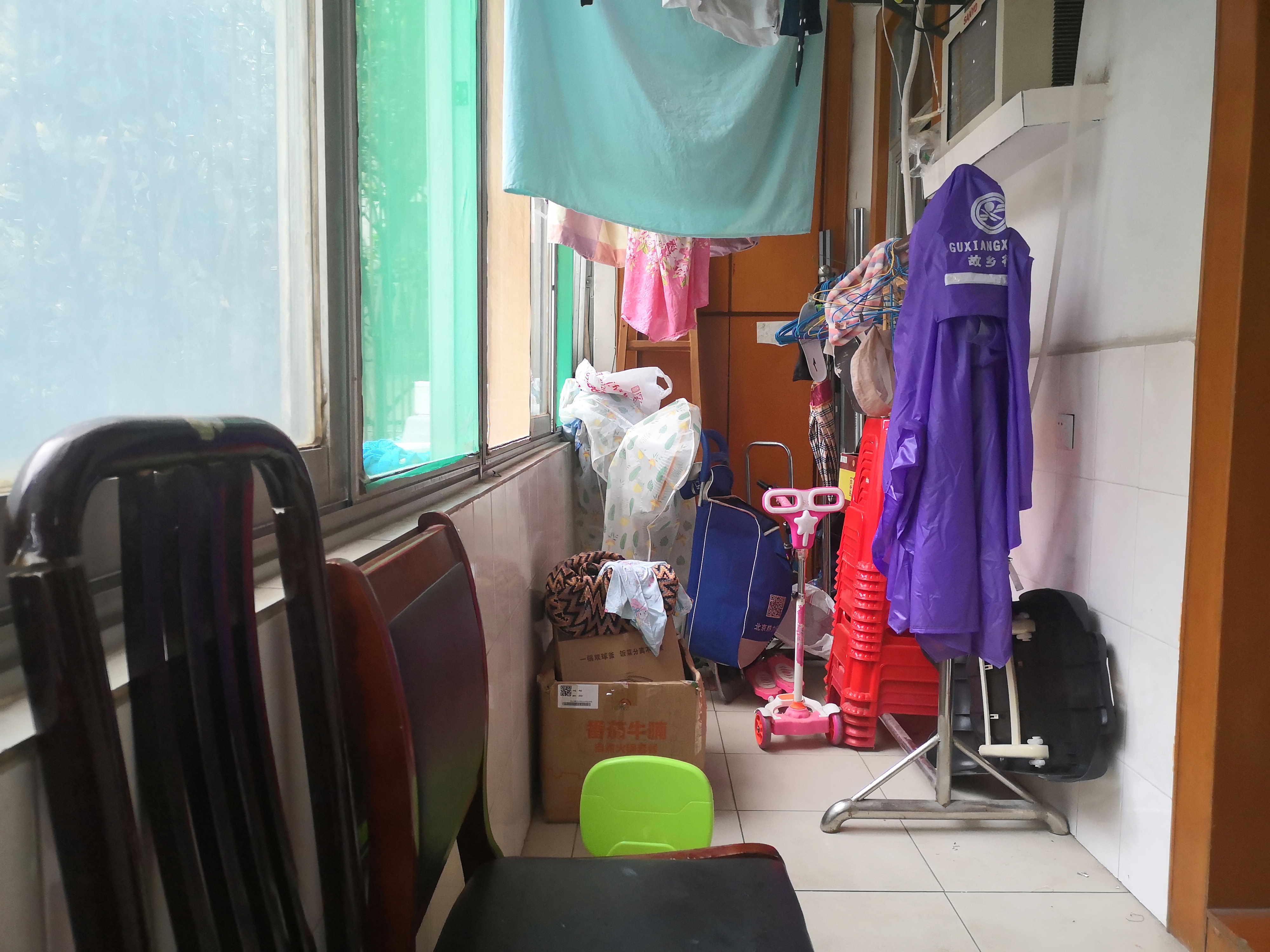 环球后面老人民医院宿舍带装修三室两厅一卫实得面积大