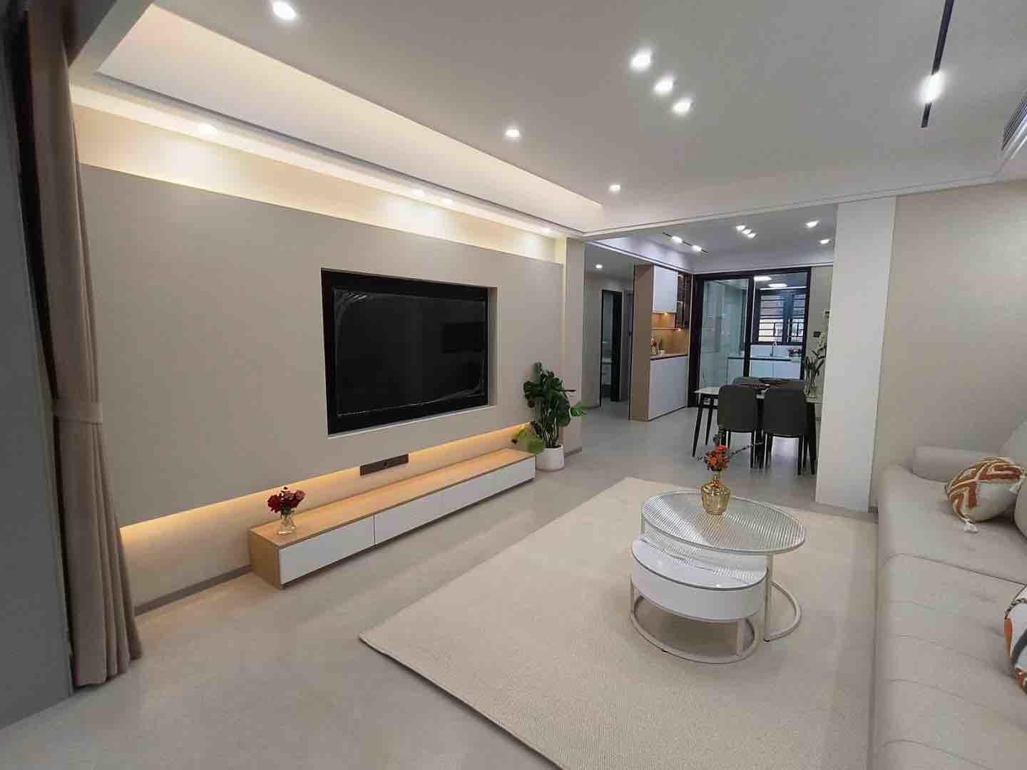 赞板子，全新装修3房，门口仙桃晓学，小高层边户，一梯两户，采光好，中间楼层