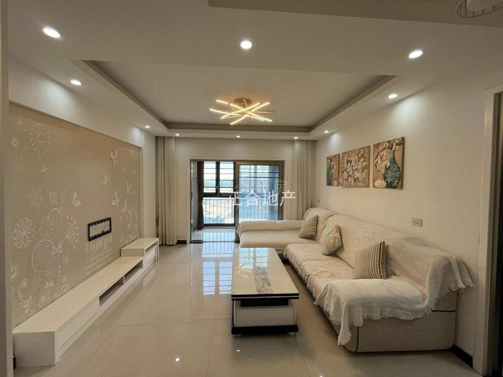 亏本出 ，急售满庭春，单价5100，精装两房，成色新，电梯好楼层