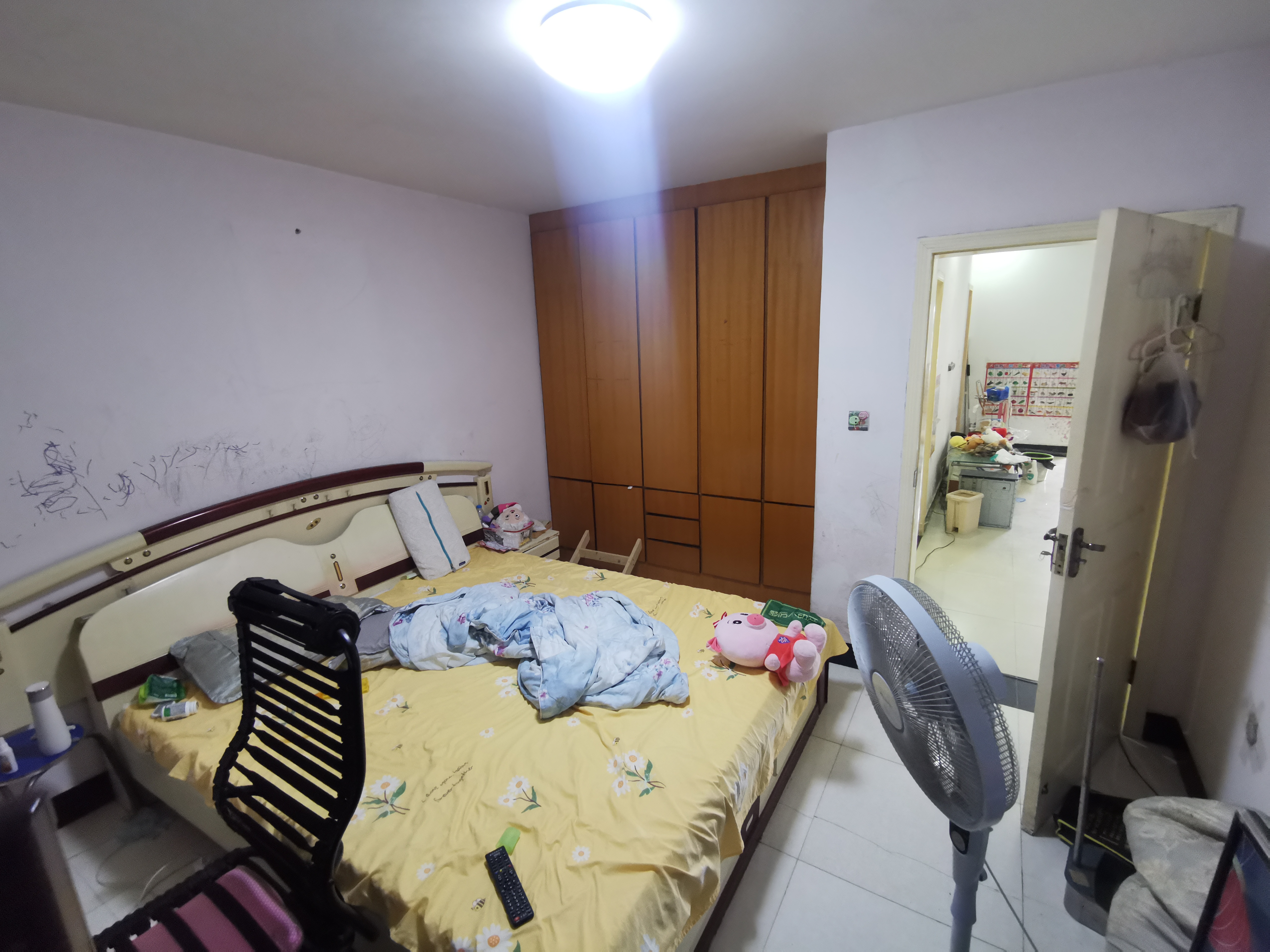 宏达路惠联市场正对面一建宿舍三房两厅小区可停车诚心卖 看房