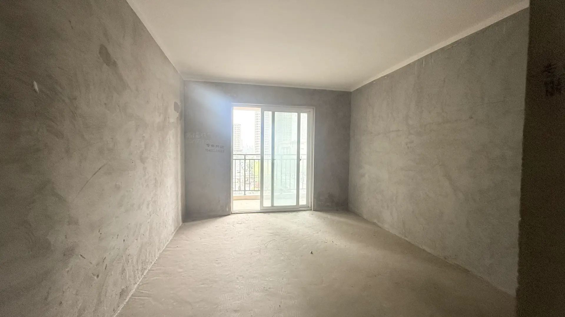 捡漏，新二中二小，森林国际，单价4100，三房，诚心出售