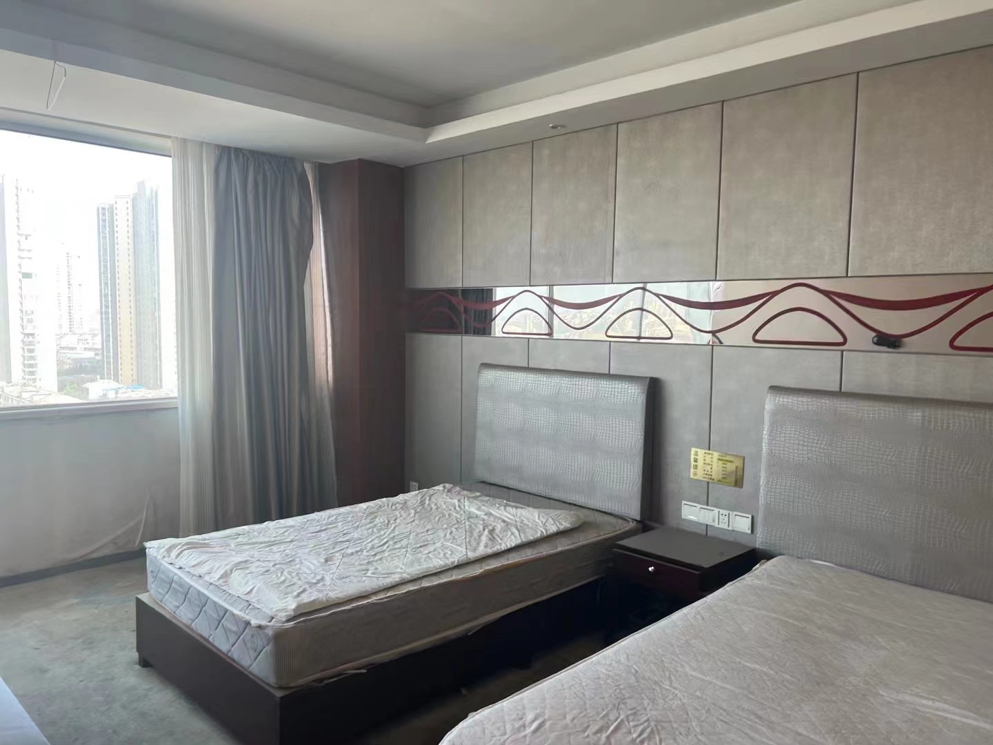 捡漏捡漏！！！天下城市星座（纽芬兰），房东亏本急售，13万可谈，两证齐全