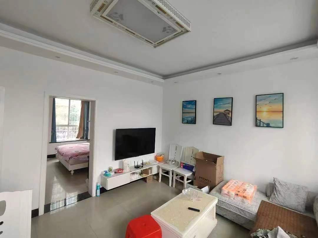 一中花园.精装大两房.证件满二.看房方便