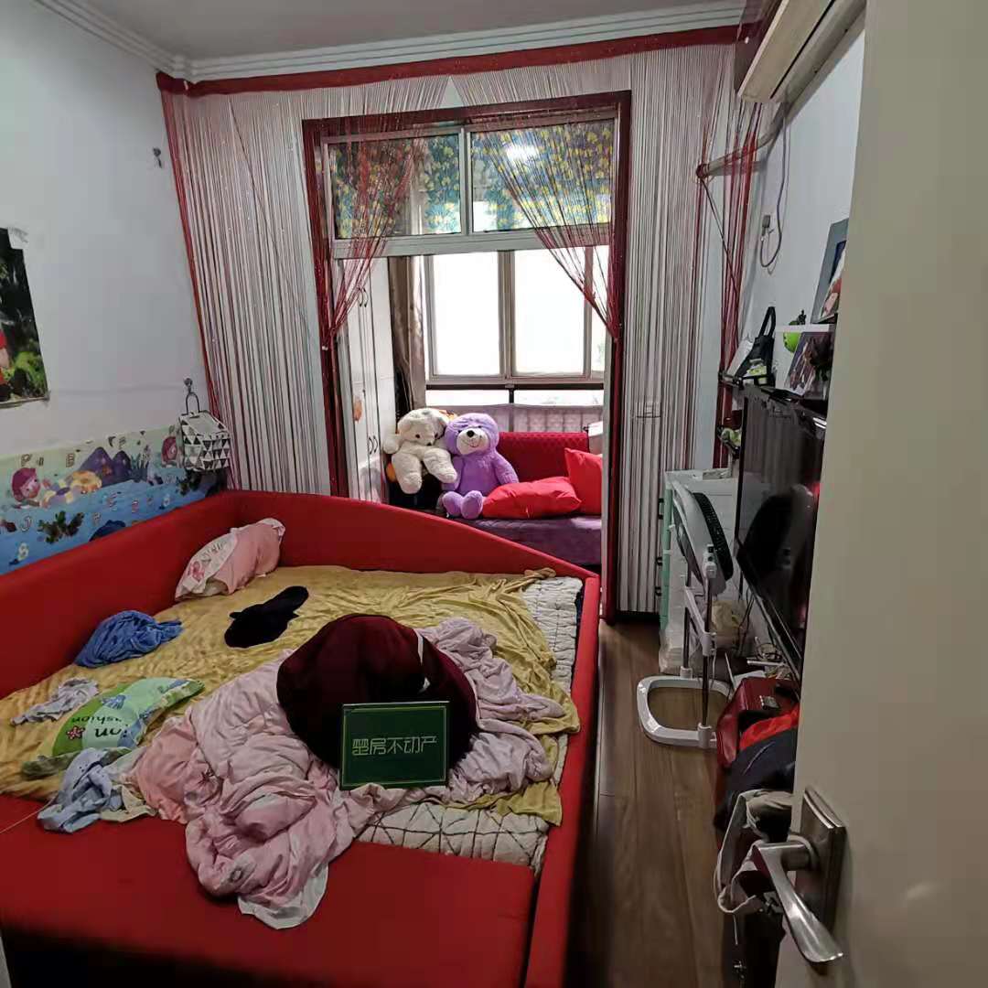 香岸华府两房2楼爬楼不累man5诚意出售！