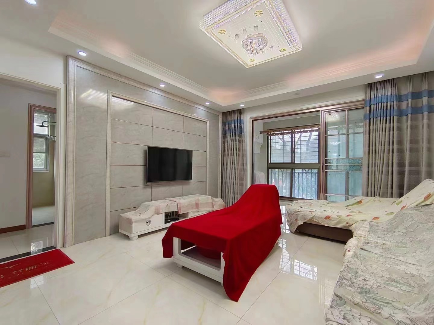 80，捡漏房 ​，城西锦绣江山 ，精装三房， 单价4300，南北通透