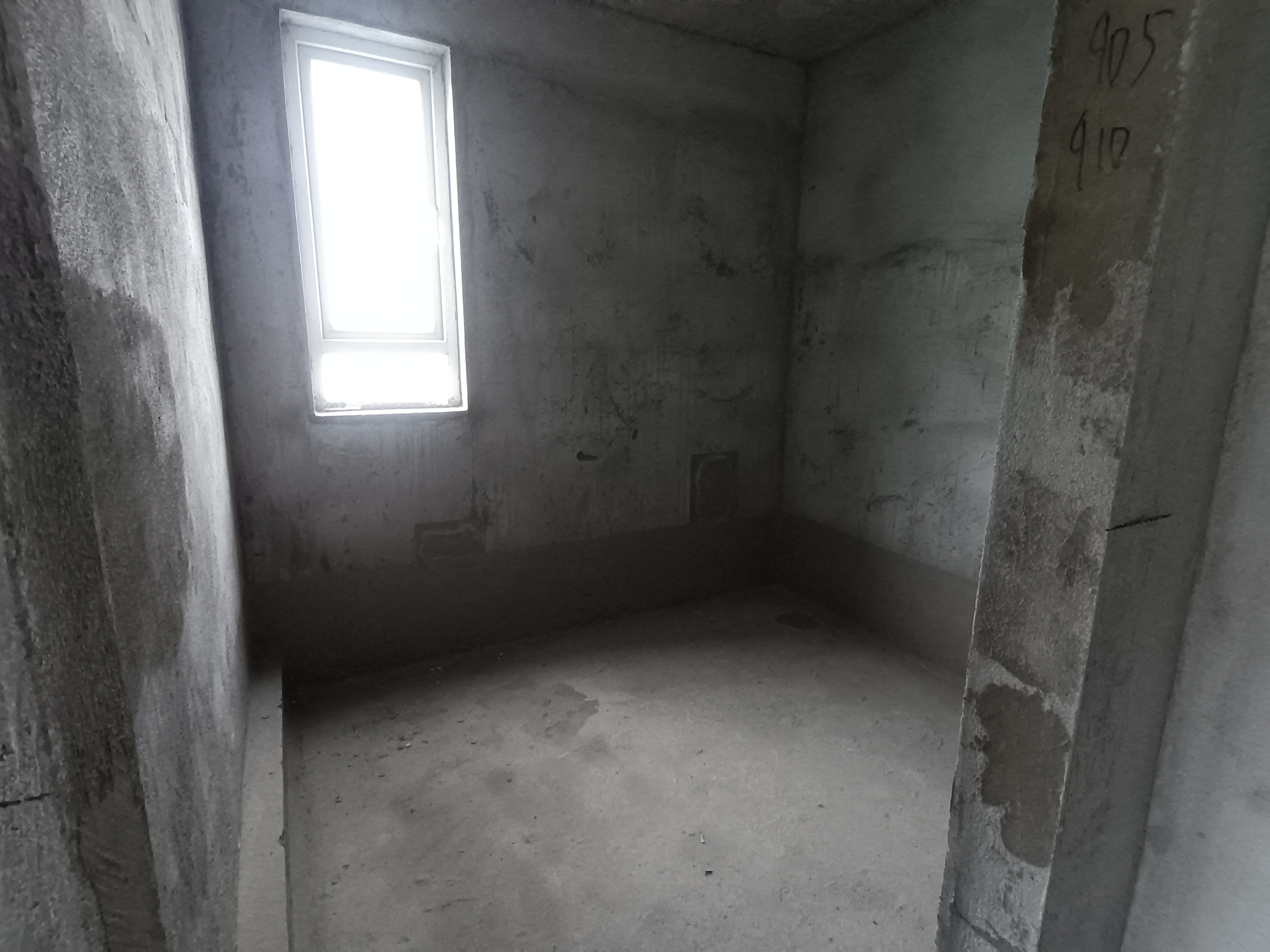 碧桂园电梯大平层五室两厅三卫南北通透双阳台带车位一起卖证件在手