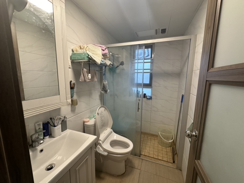 亏本出，城南，碧桂园，豪装4房，证满二，拎包入住，一口价69.8万