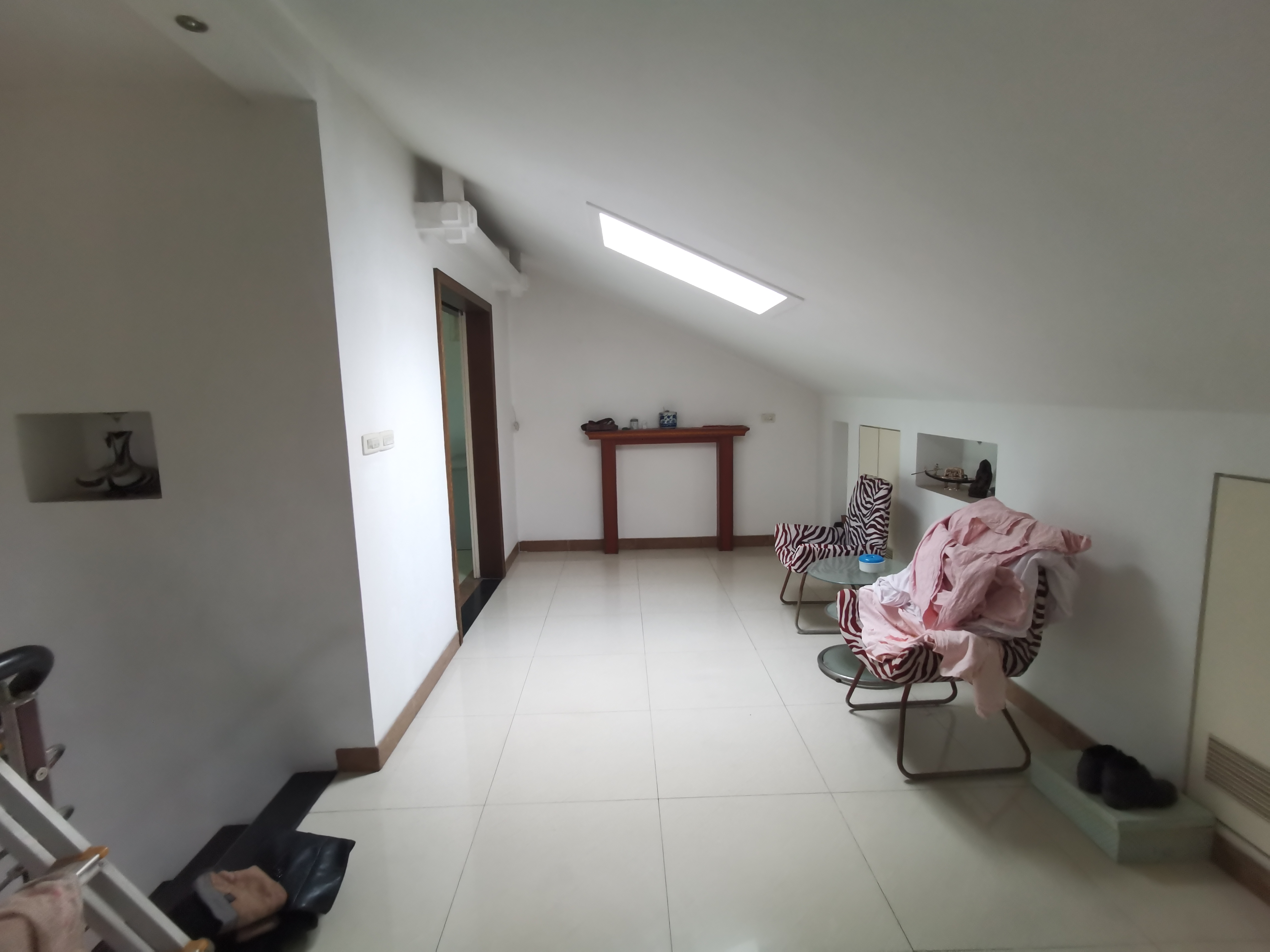 青青家园大复式，自带露台，证件满2，业主诚心卖