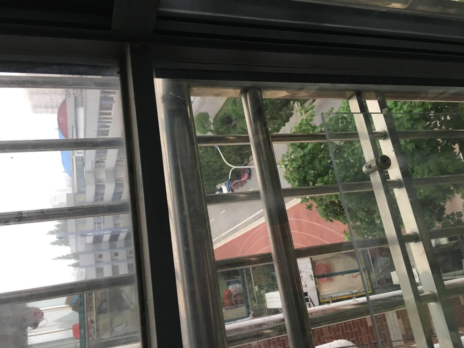 东城花园步梯三房 采光好 南北通透