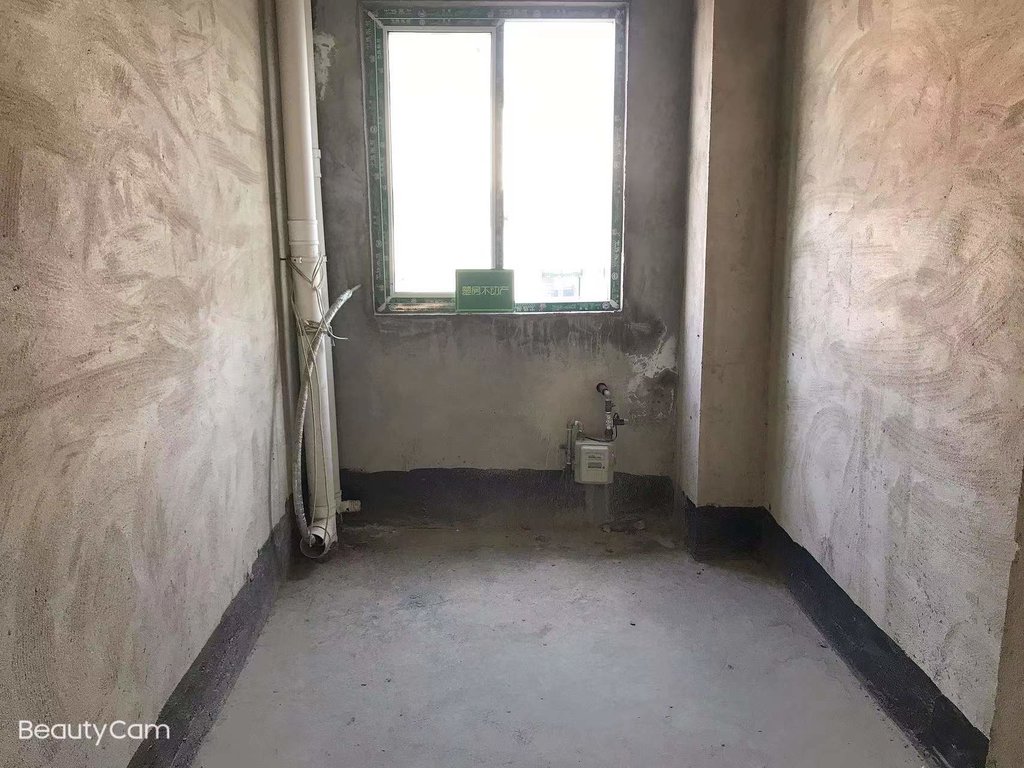 城南新区碧桂园旁清水湾还建房中间楼层诚意出售