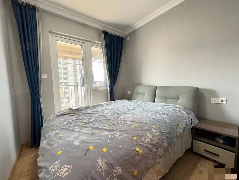 68，房东亏本急售！城南好房，碧桂园，精装卖毛坯价，精装四房，速度捡漏