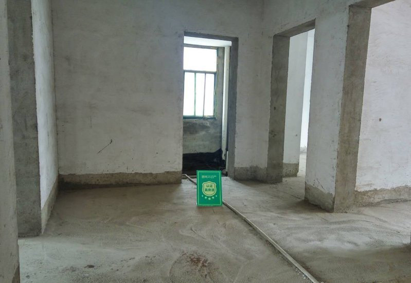 怡景花园沃尔玛对面毛坯大三房房东诚意出售