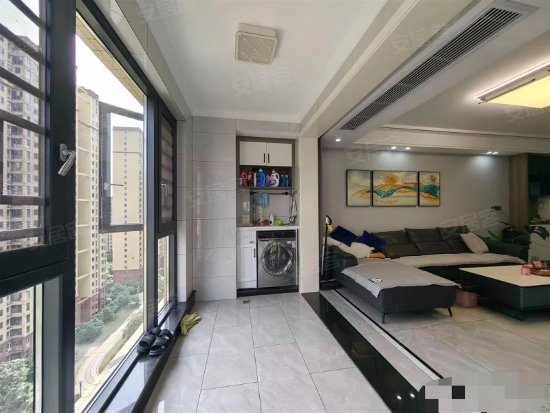 387，急售，城南，领秀城，精装大三房，中间好楼层，全屋品牌家具家电，业主诚心出售