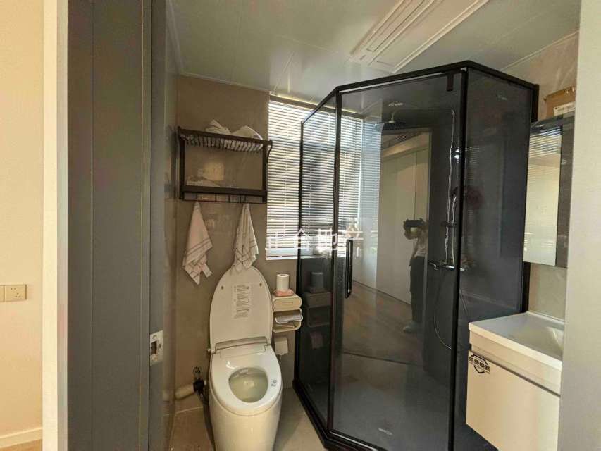 捡漏，城南，小高层，沔阳清华园，基本全新，电梯好楼层。精装三房，证满二