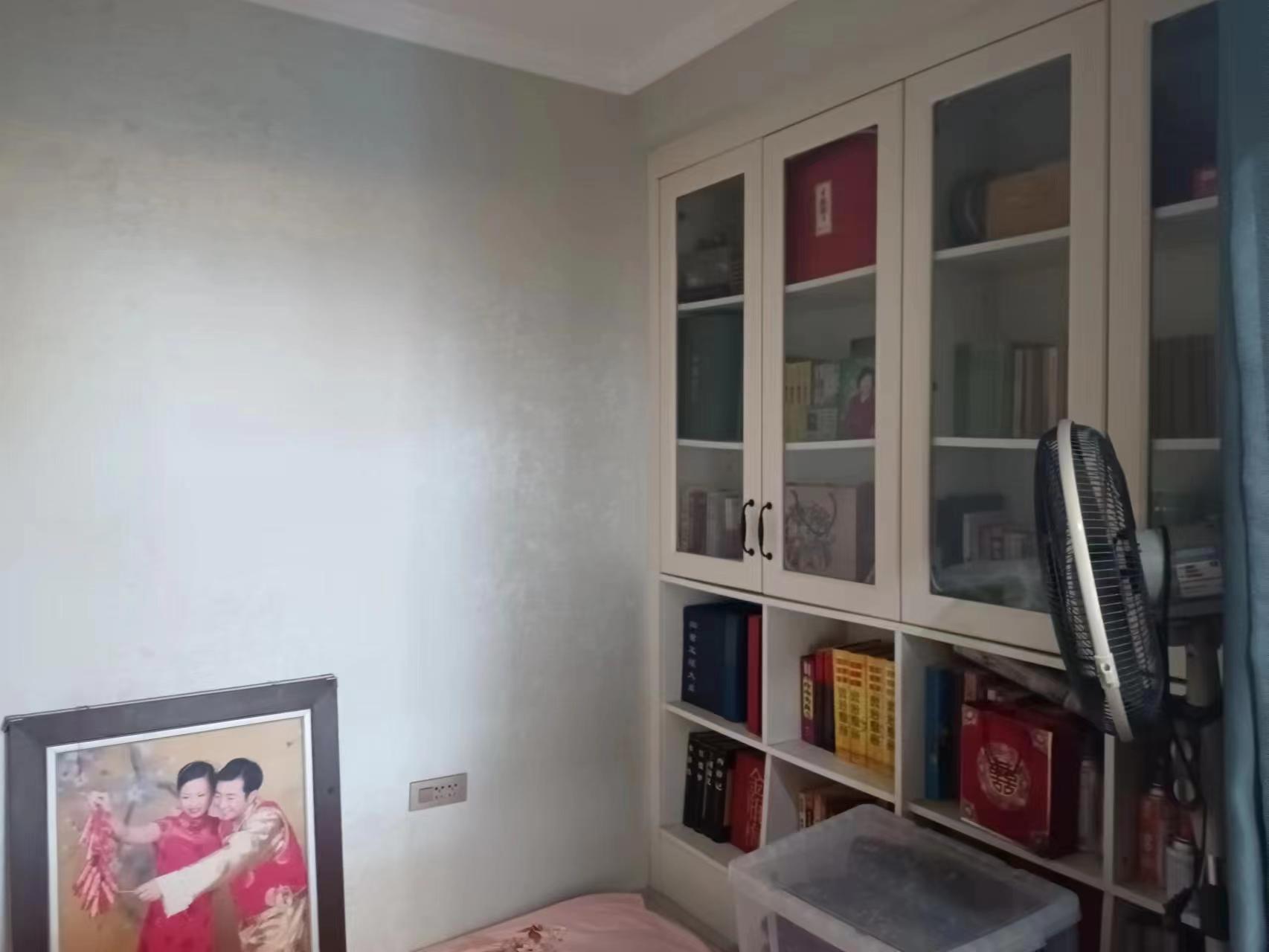 新城一号四期精装三房成色新看房约