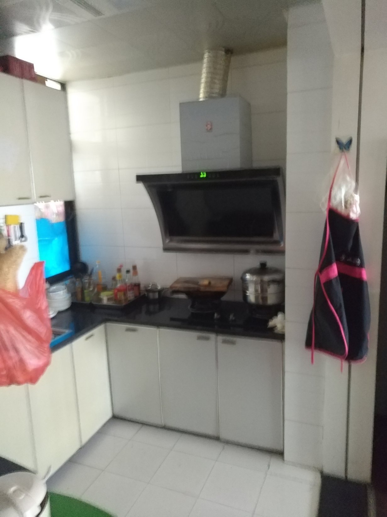 鸣宇尚城，简装三房，毛胚价，