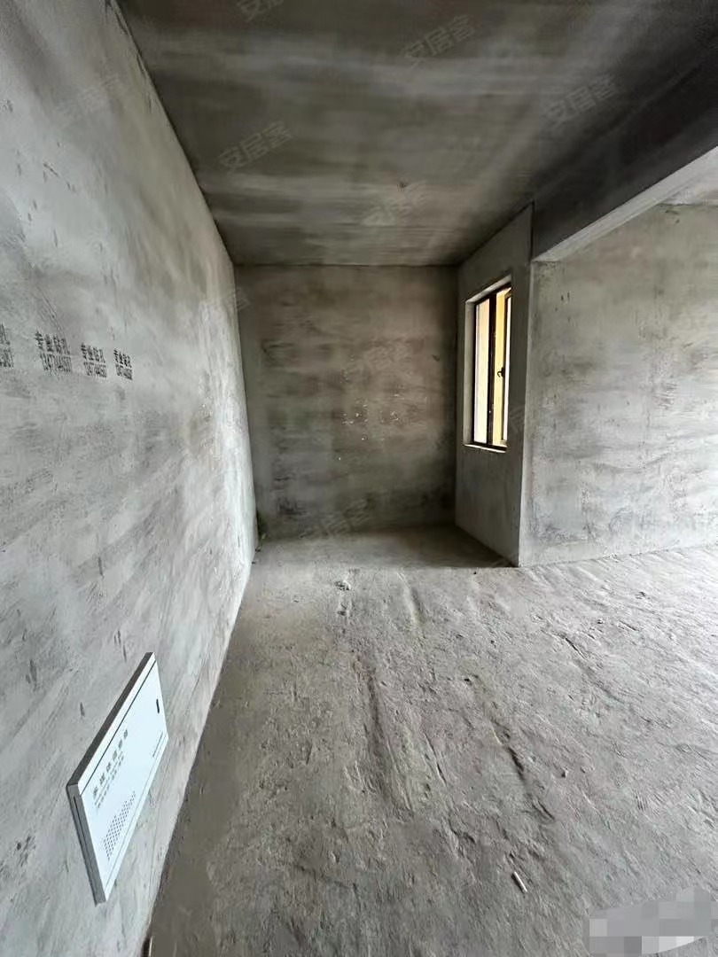 34，少有荣怀经典2房，小区环境好，证件满二，好楼层，采光绝绝子