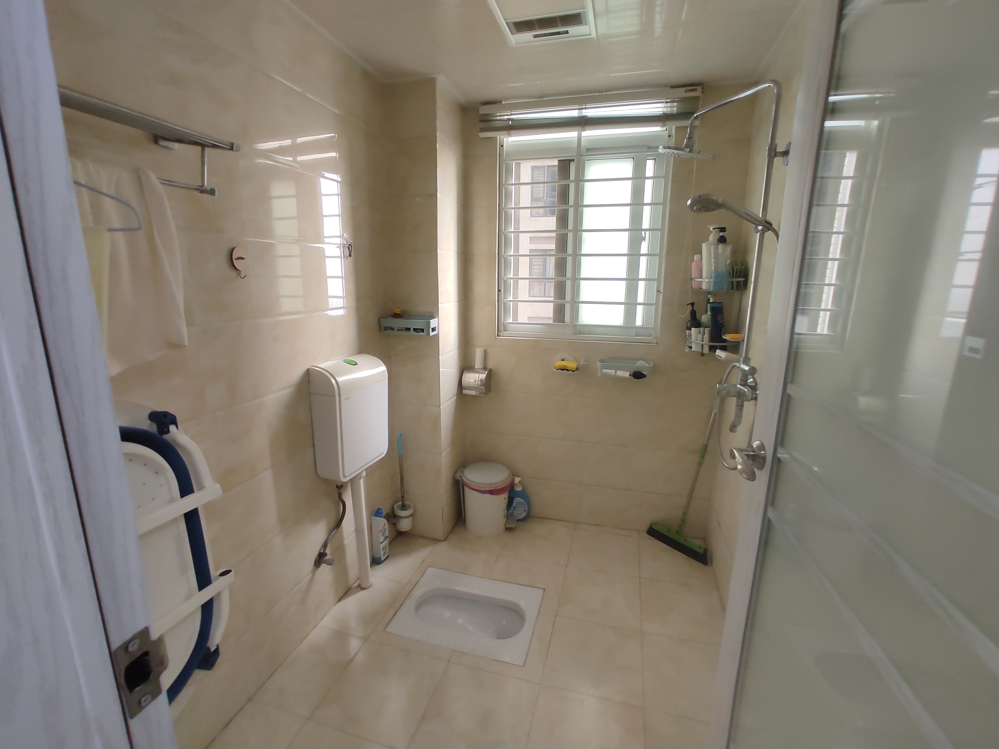 和合国际.精装大两房.小区人车分流.证件满二.看房方便