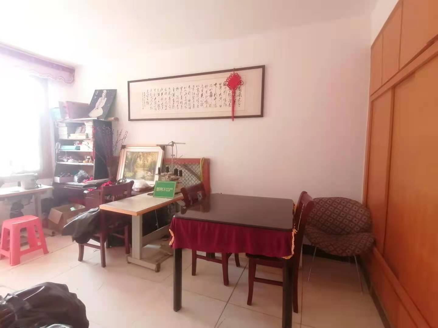 大洪小区中间楼层精装修证在手， 付9万