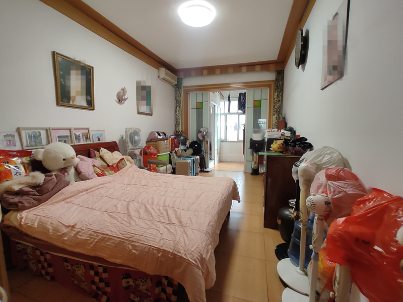 麻类宿舍精装大四房产证面积80几平实的面积150几平赠送面积超大老证小区停车方便