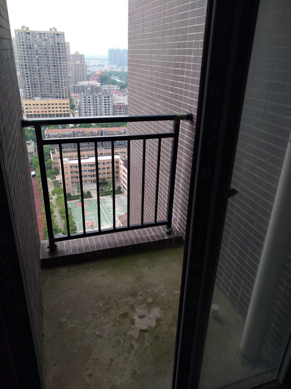 和合国际 毛坯三房，电梯好楼层