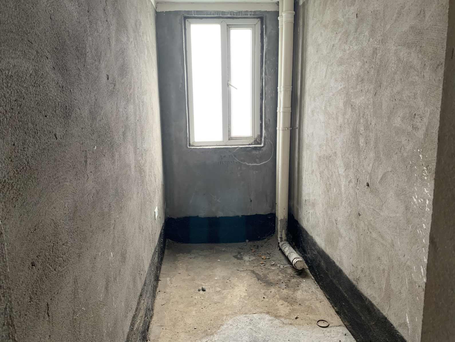 让你无可挑剔的现代森林国际城，交通便利便宜甩卖