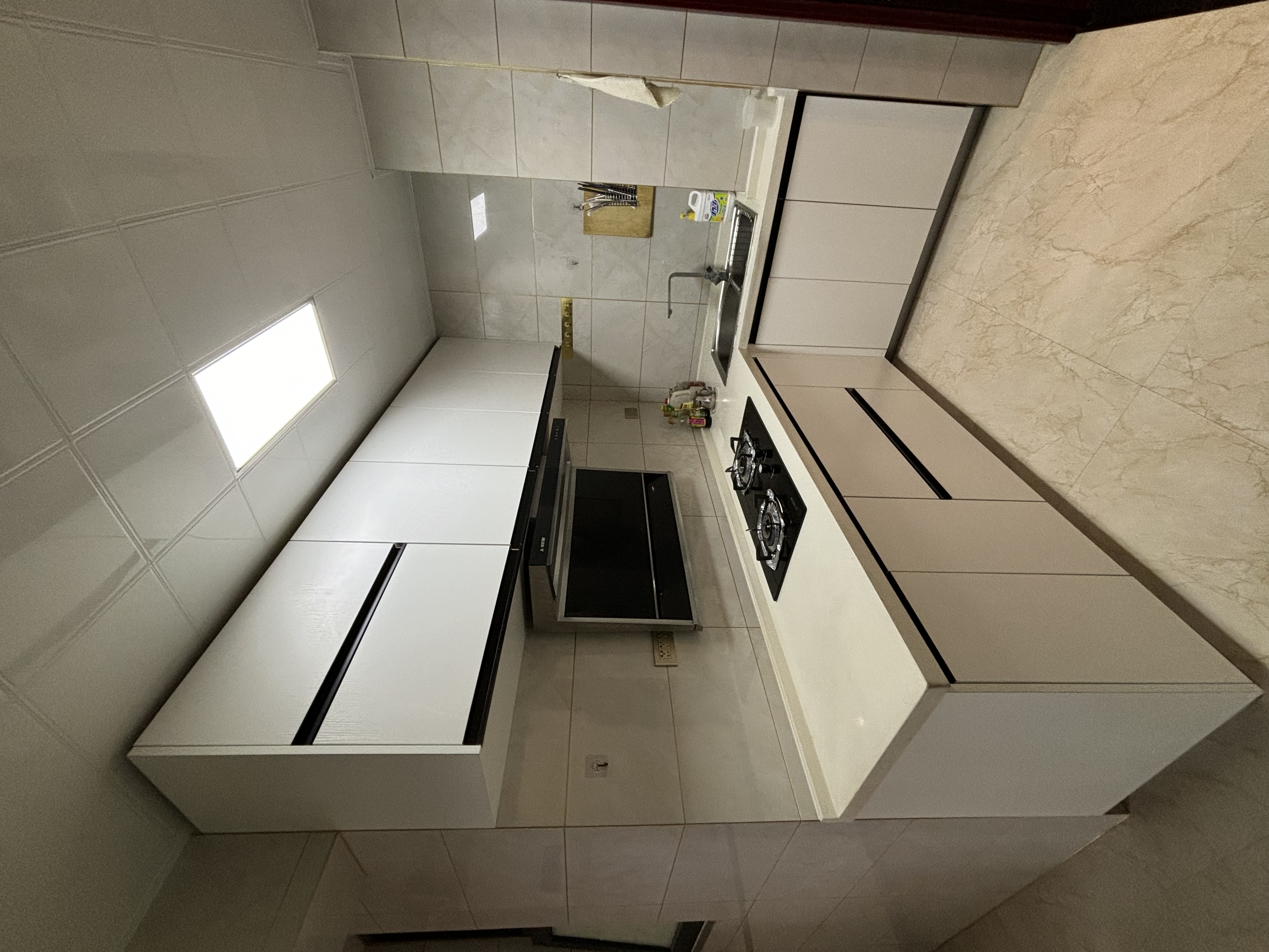 君临天下精装三房诚意出售