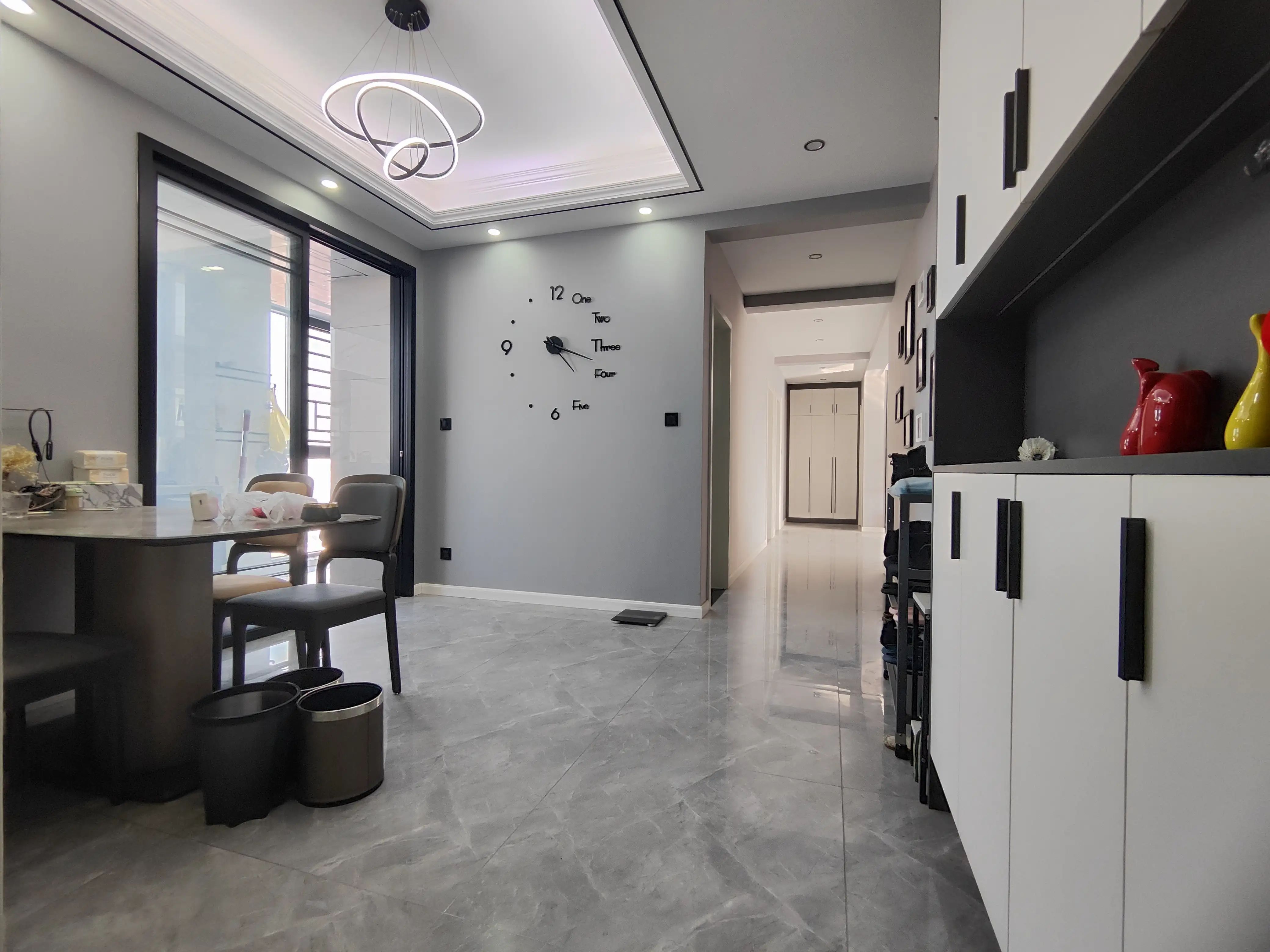 亏本出售，捡漏，时代天骄，精装三房，好楼层，全新装修，证满二