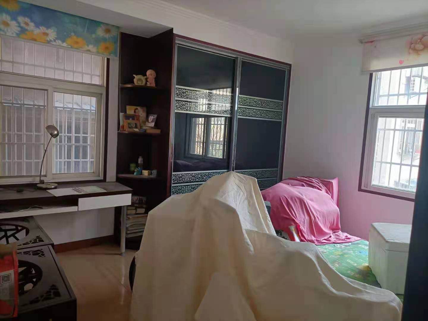 蓝怡雅苑对口元泰三中，沔阳小学，步梯精装好楼层