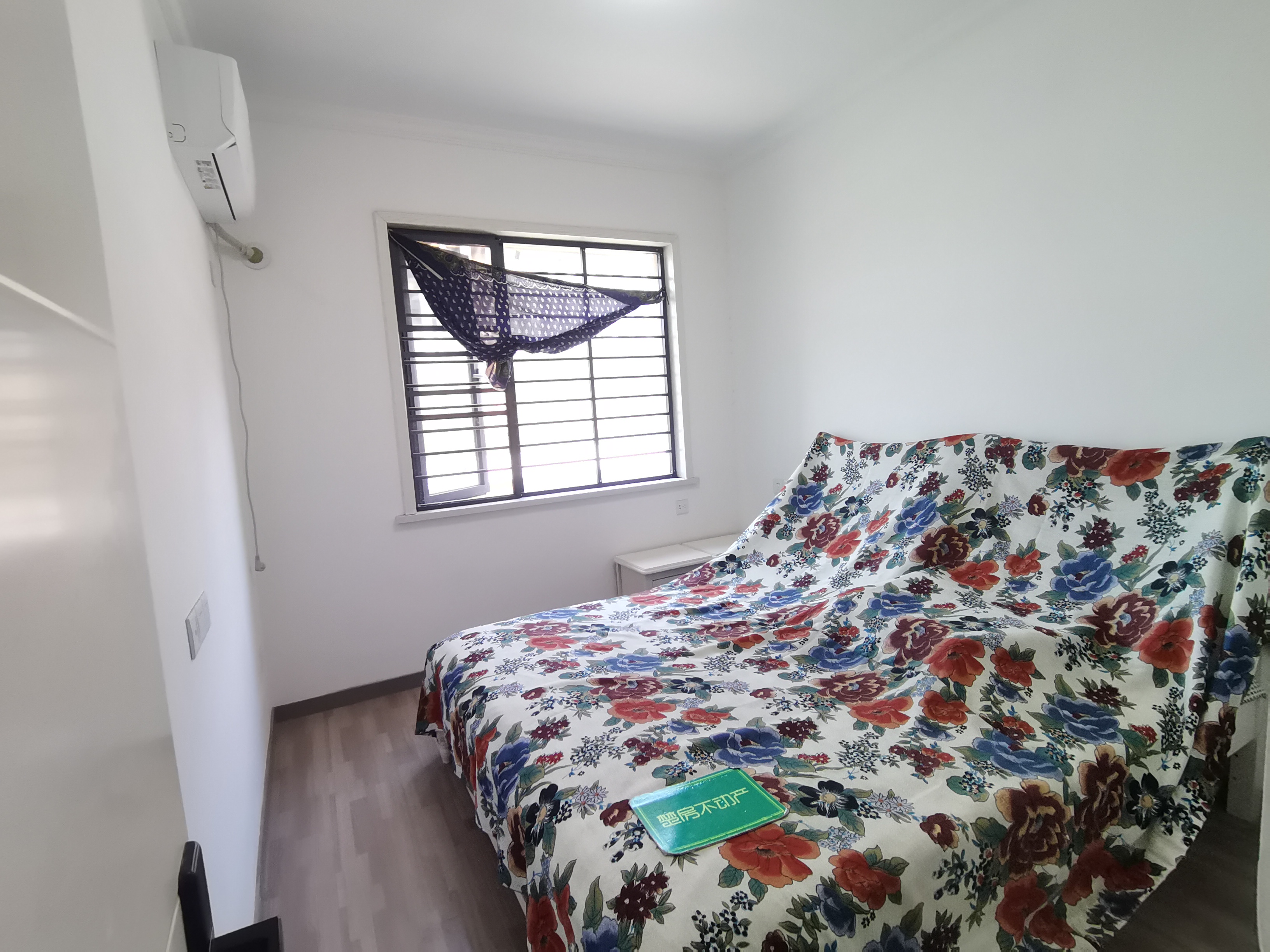 环球广场精装小三房户型方正房东诚意出售