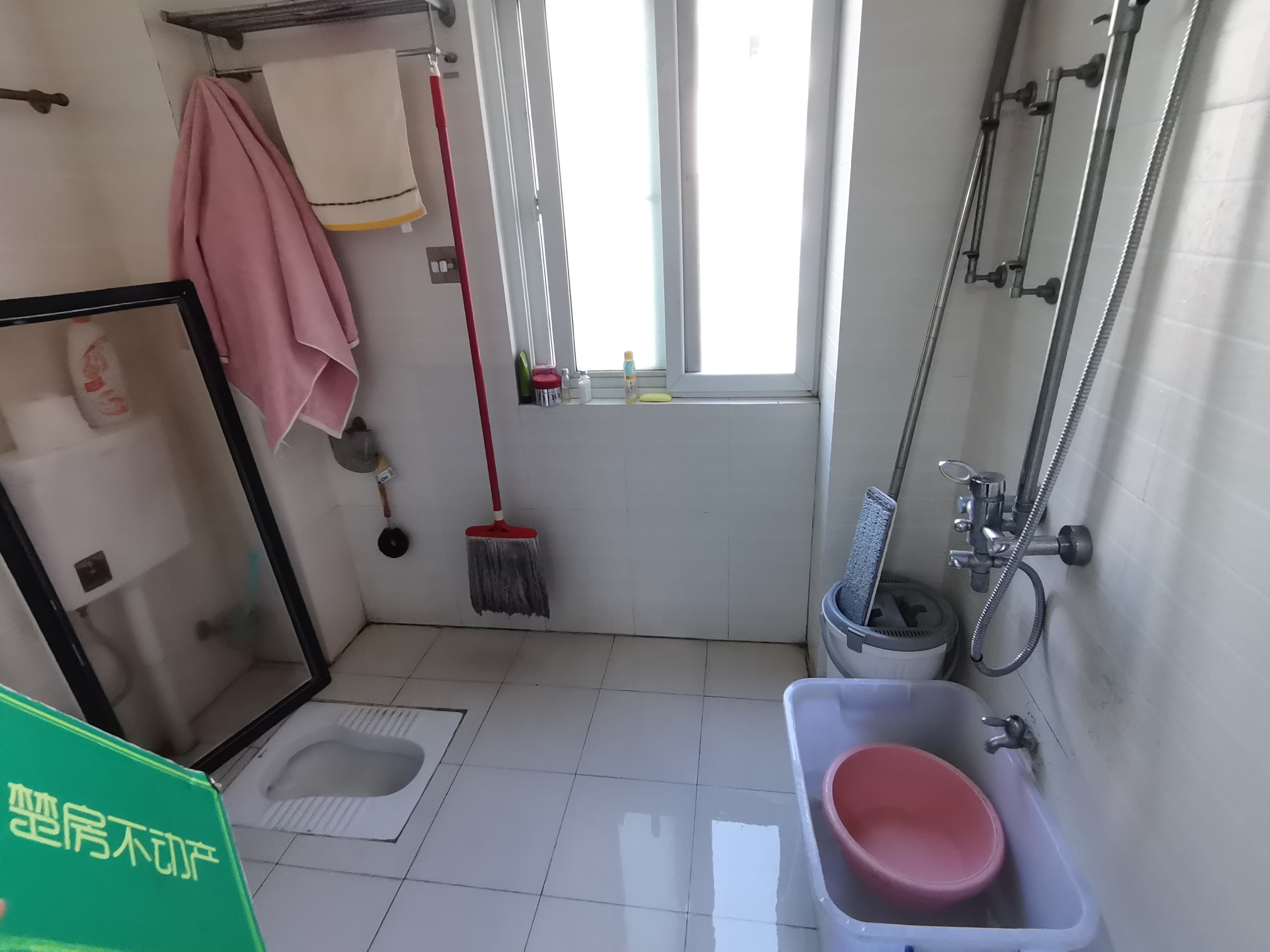 世纪雅园精装三房全屋暖气片中间楼层房东诚意出售