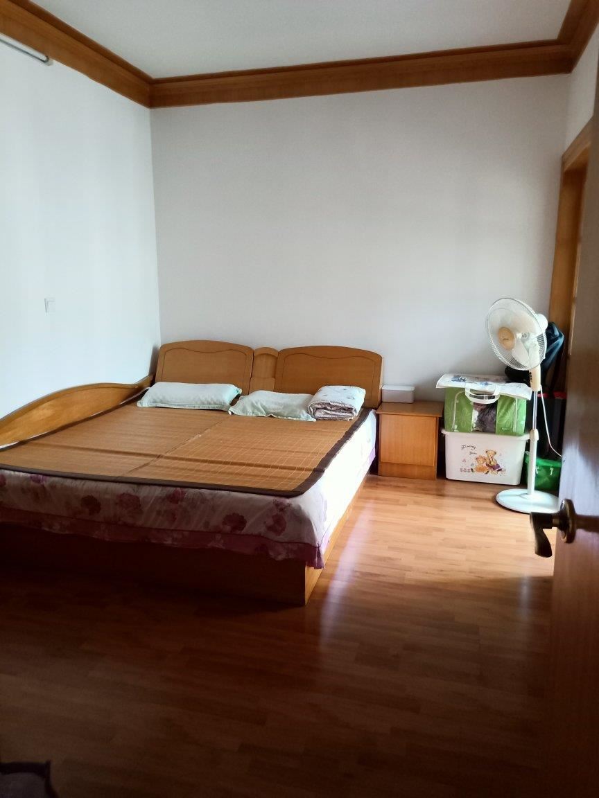 仙桃 旁德政园全屋新装大三房带暖气片拎包入住