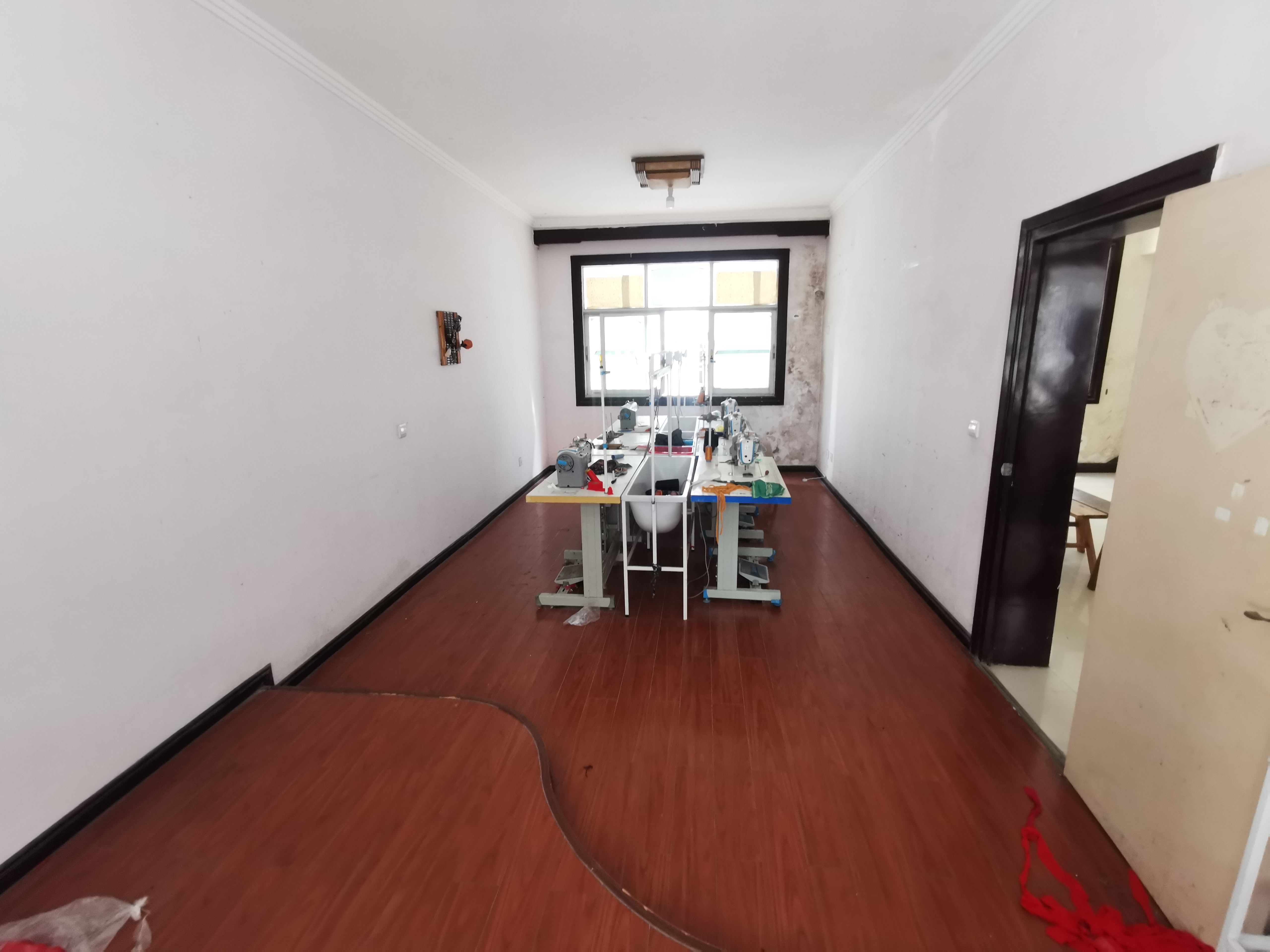 大洪小区锦瑞路私房出售地段非常好好停车实验二小老三中周边配套成熟 看房