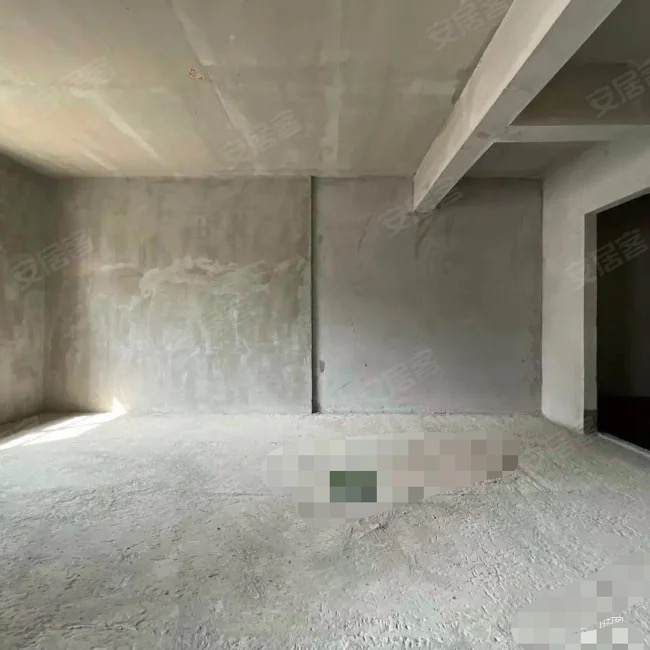 389，急售，捡漏，城南荣怀，比补贴完1000都划算些，电梯小高层，证件满二