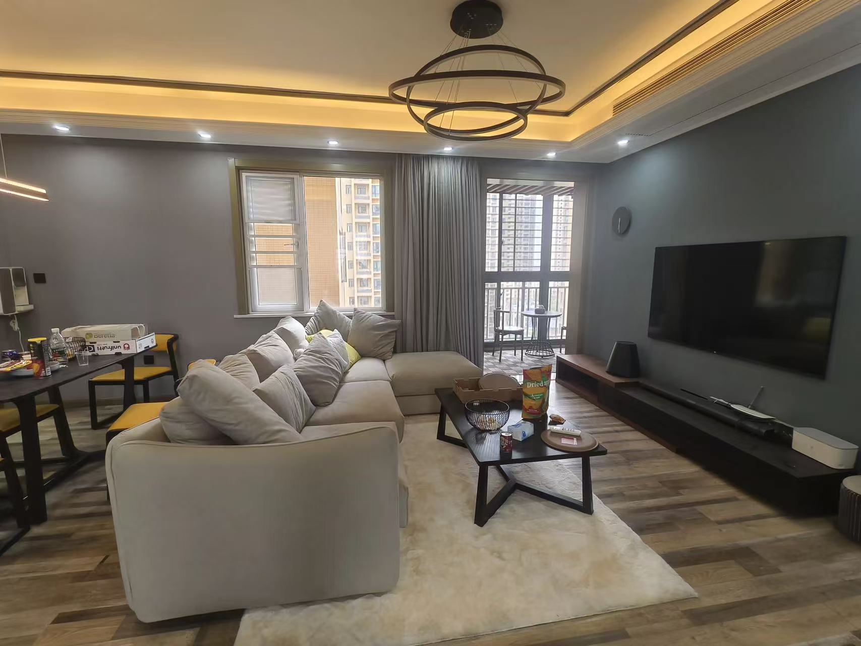 降价了，捡漏，城南，森林‮际国‬城，‬边户，好楼层12楼，带车位，证满二