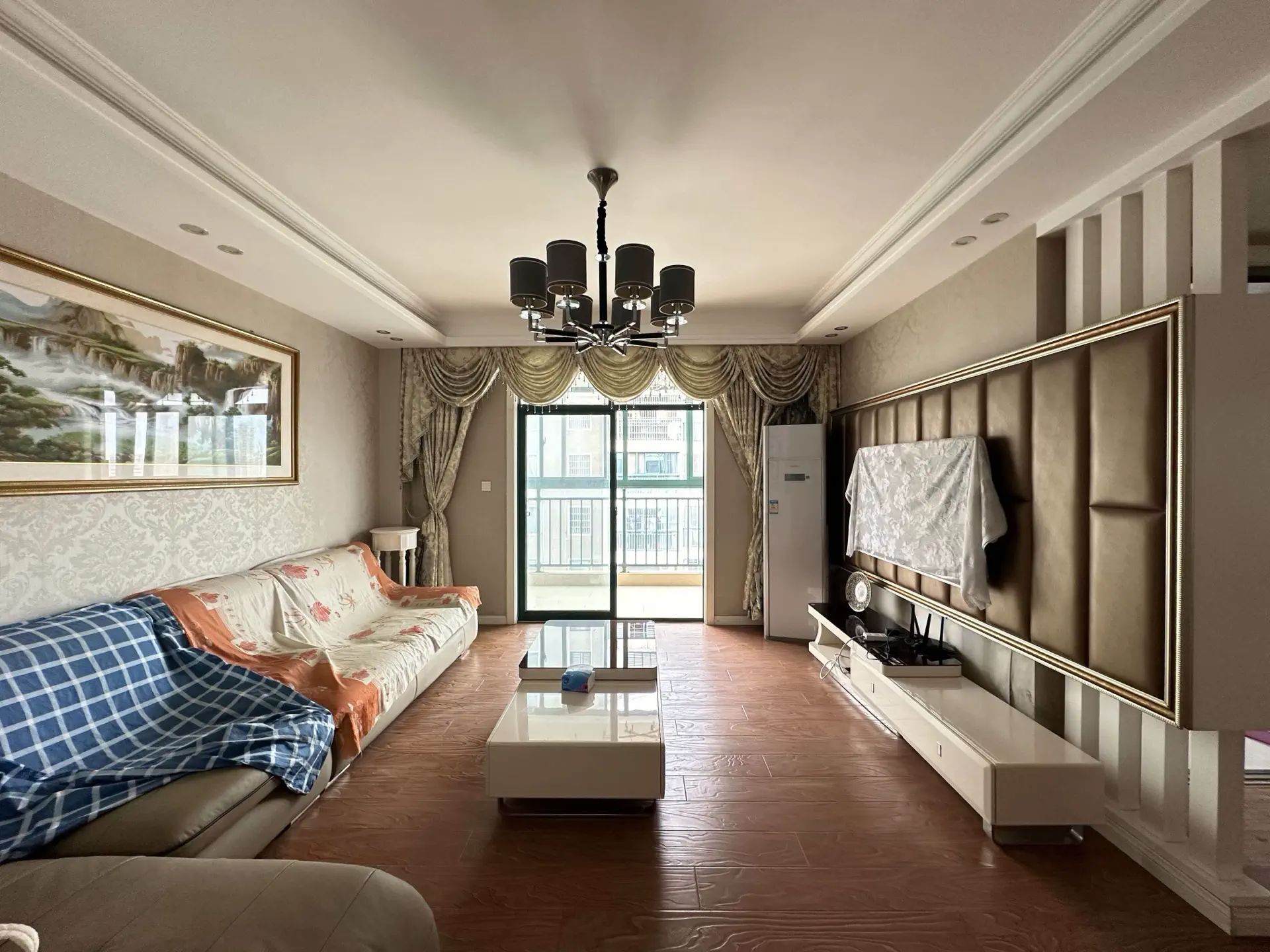 东区车站旁，电梯小高层，单价3700，好楼层，证满二，业主诚心出售