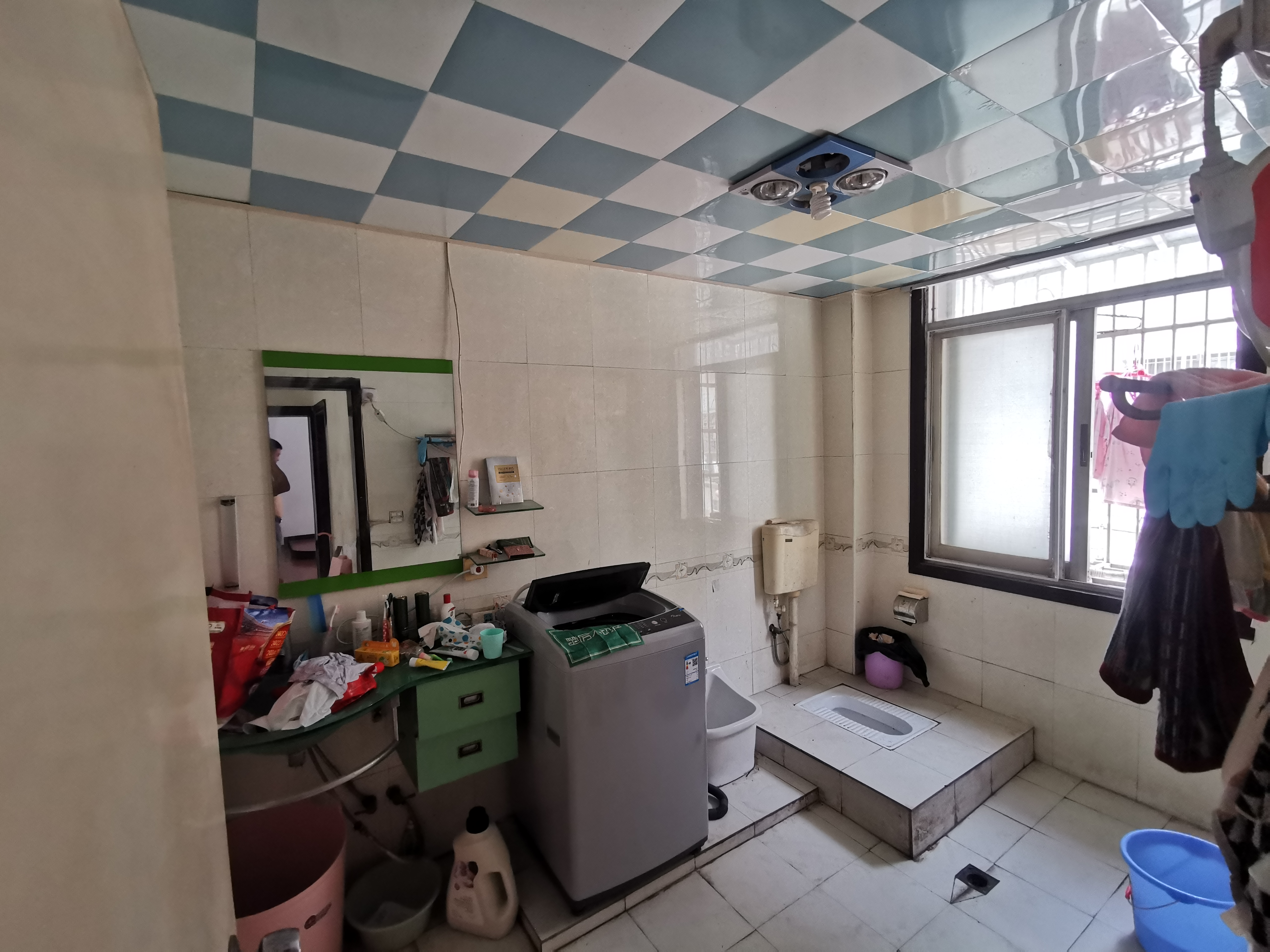 大洪小区锦瑞路私房出售地段非常好好停车实验二小老三中周边配套成熟 看房